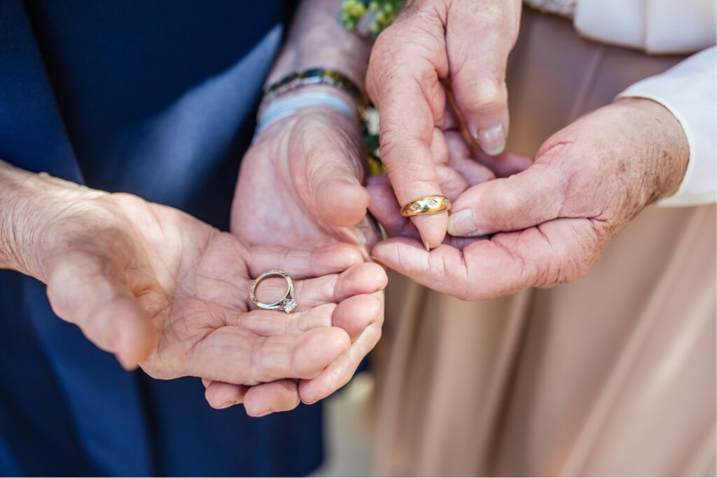 wedding-rings-meredith-amadee-photography