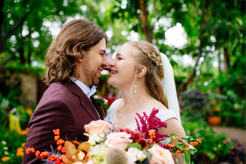 tucson-botanical-garden-wedding-meredith-amadee-photography