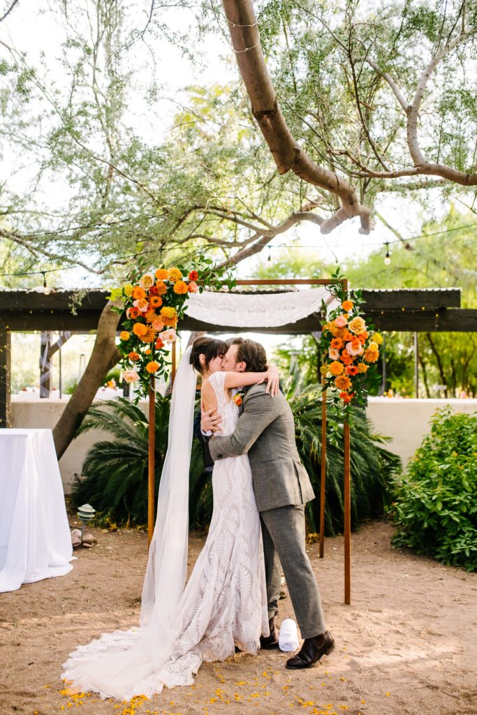 first-kiss-wedding-meredith-amadee-photography