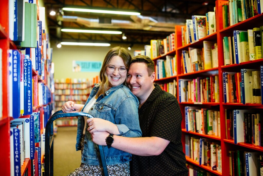 bookstore-engagement-session-meredith-amadee-photography