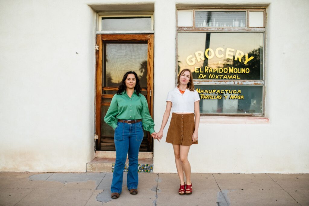 tucson-el-presidio-engagement-session-meredith-amadee-photography