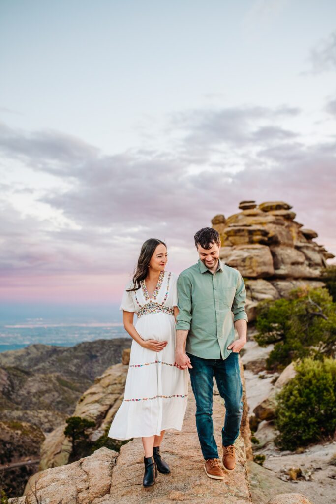 mount-lemmon-maternity-photos-meredith-amadee-photography