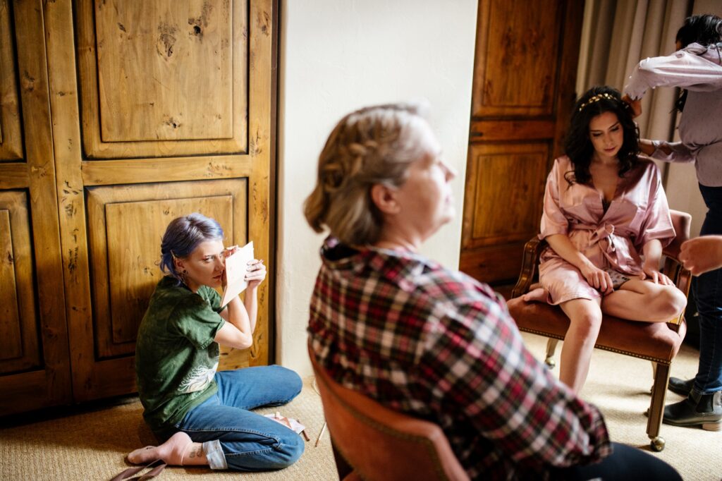 getting-ready-wedding-meredith-amadee-photography