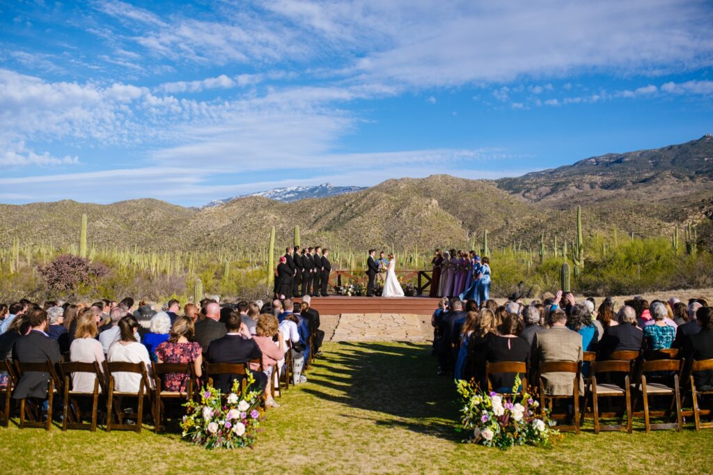 the-barn-at-tanque-verde-ranch-meredith-amadee-photography