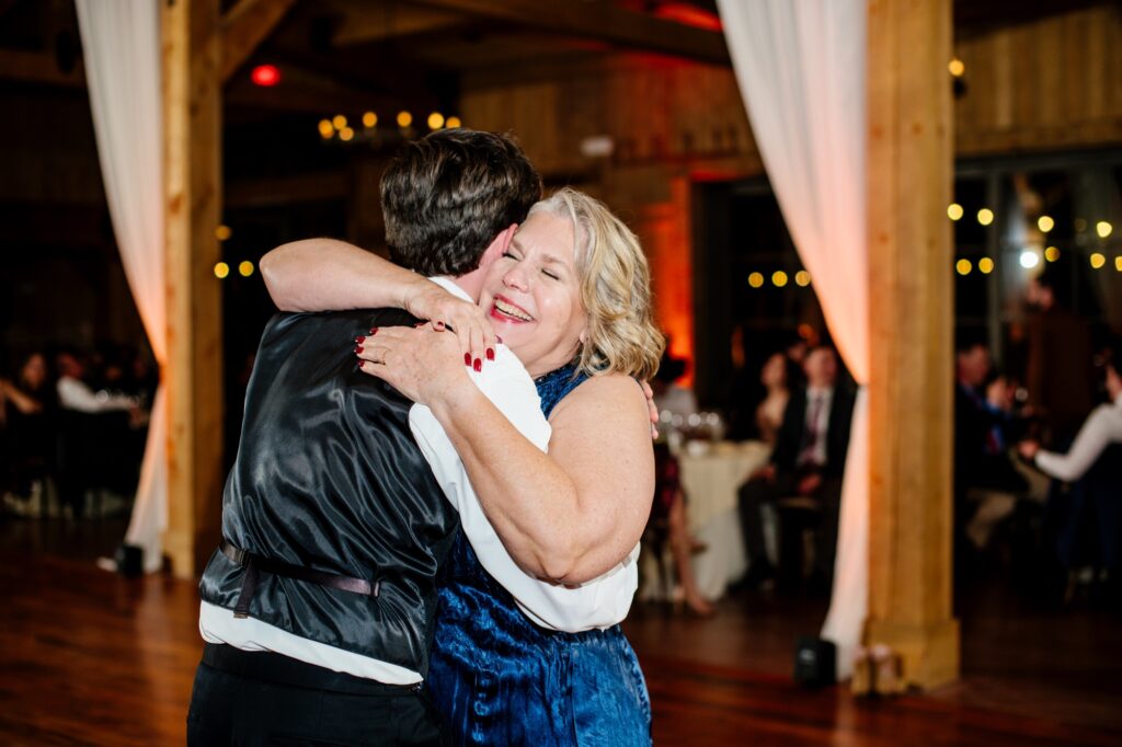 mother-son-dance-meredith-amadee-photography