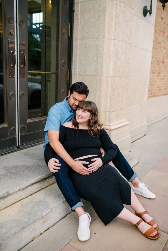 downtown-tucson-maternity-photos-meredith-amadee-photography