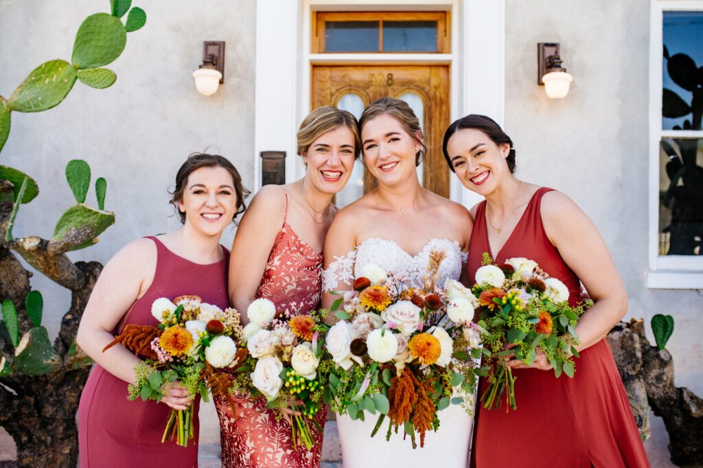 bridesmaids-mismatched-dresses-meredith-amadee-photography