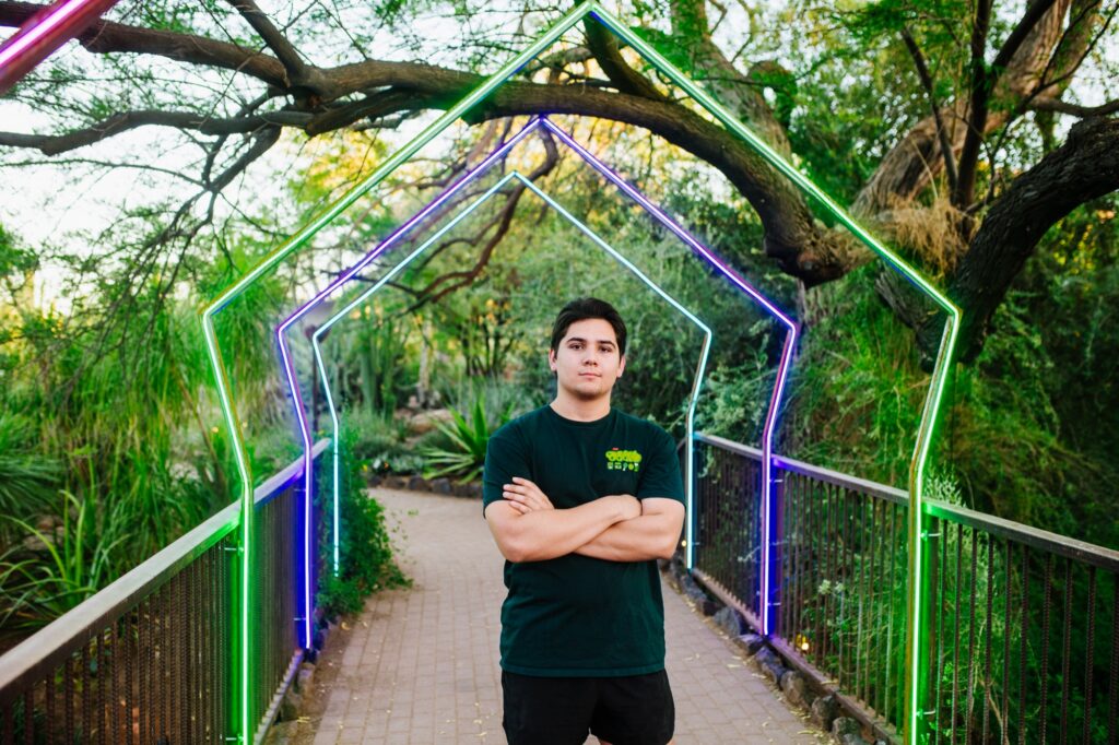 desert-botanical-garden-senior-portraits-meredith-amadee-photography